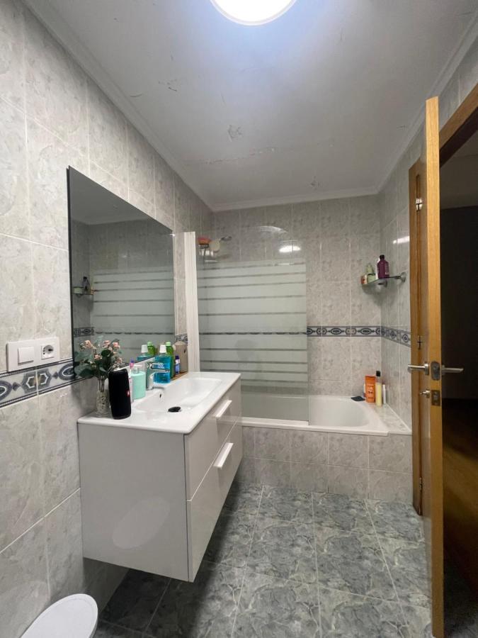 Habitacion Privada En Piso Compartido Hotell Valencia Eksteriør bilde