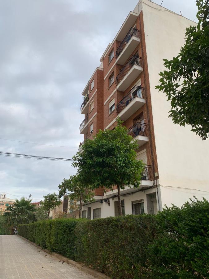 Habitacion Privada En Piso Compartido Hotell Valencia Eksteriør bilde